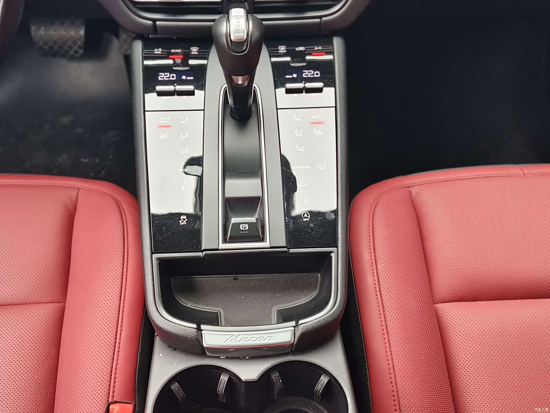 Porsche Macan, 2023 12