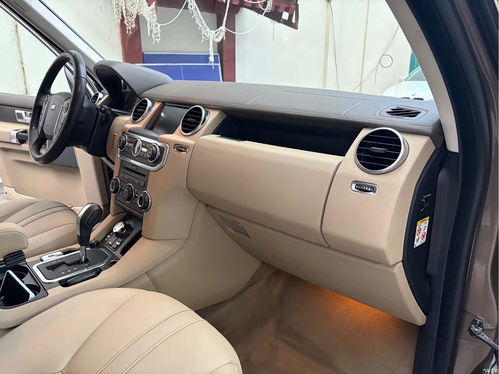 Land Rover Discovery, 2011 13