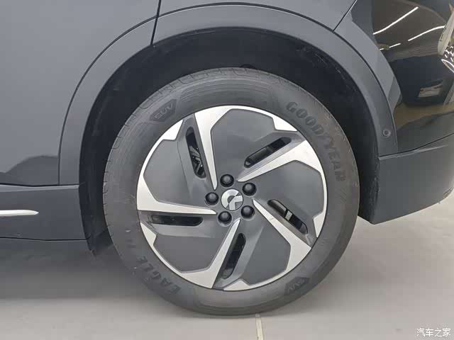NIO ES6, 2024 17