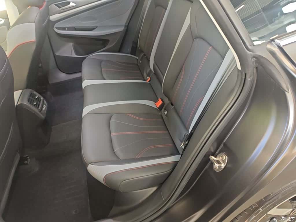 Volkswagen Lamando, 2024 17