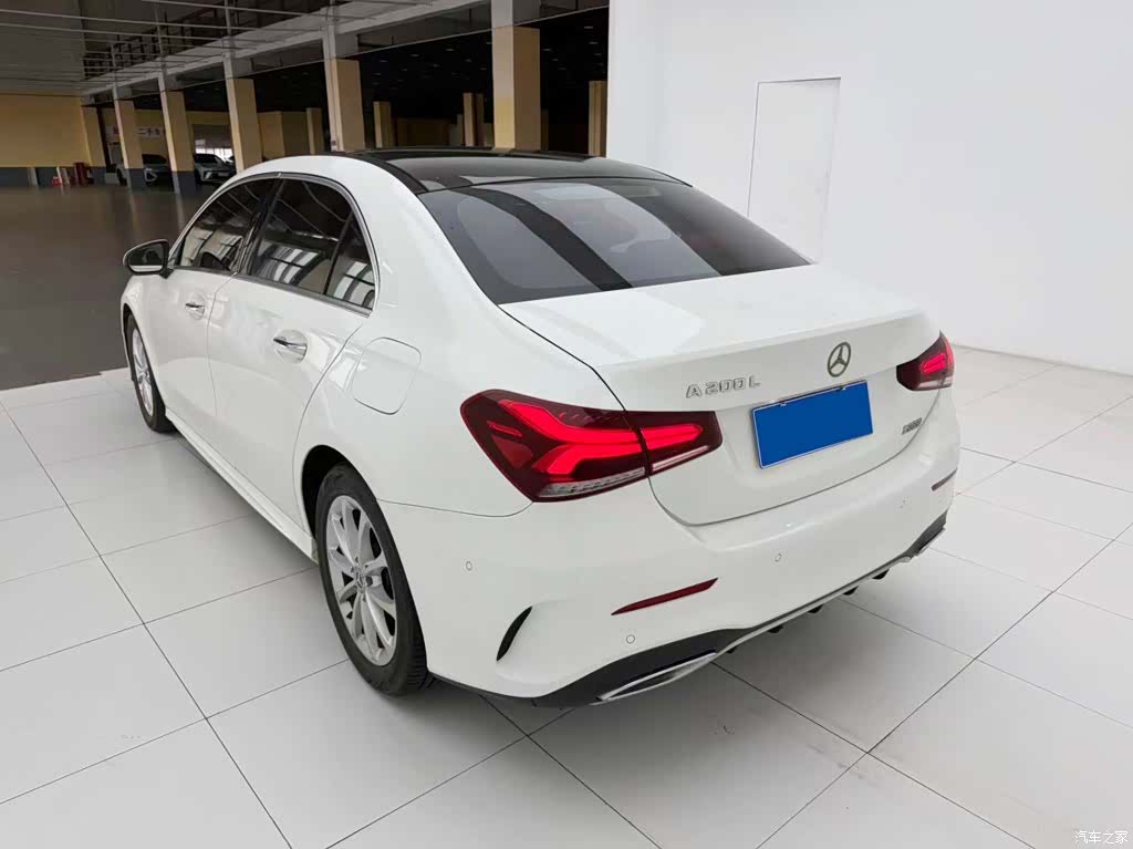 Mercedes-Benz A-Class, 2019 9