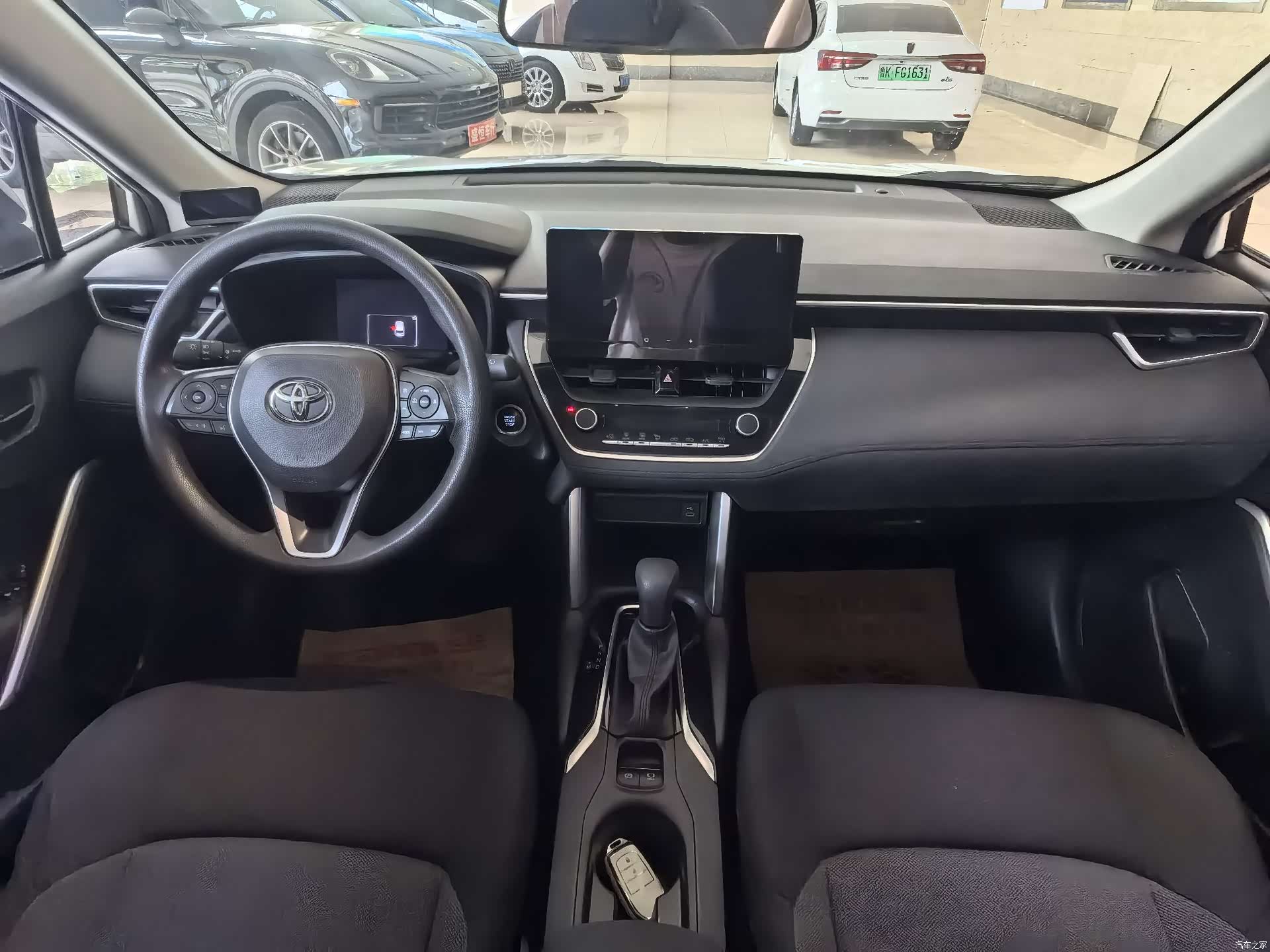Toyota Frontlander, 2023 6