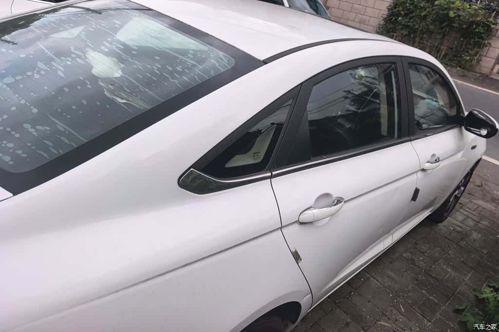 Geely Emgrand, 2018 3