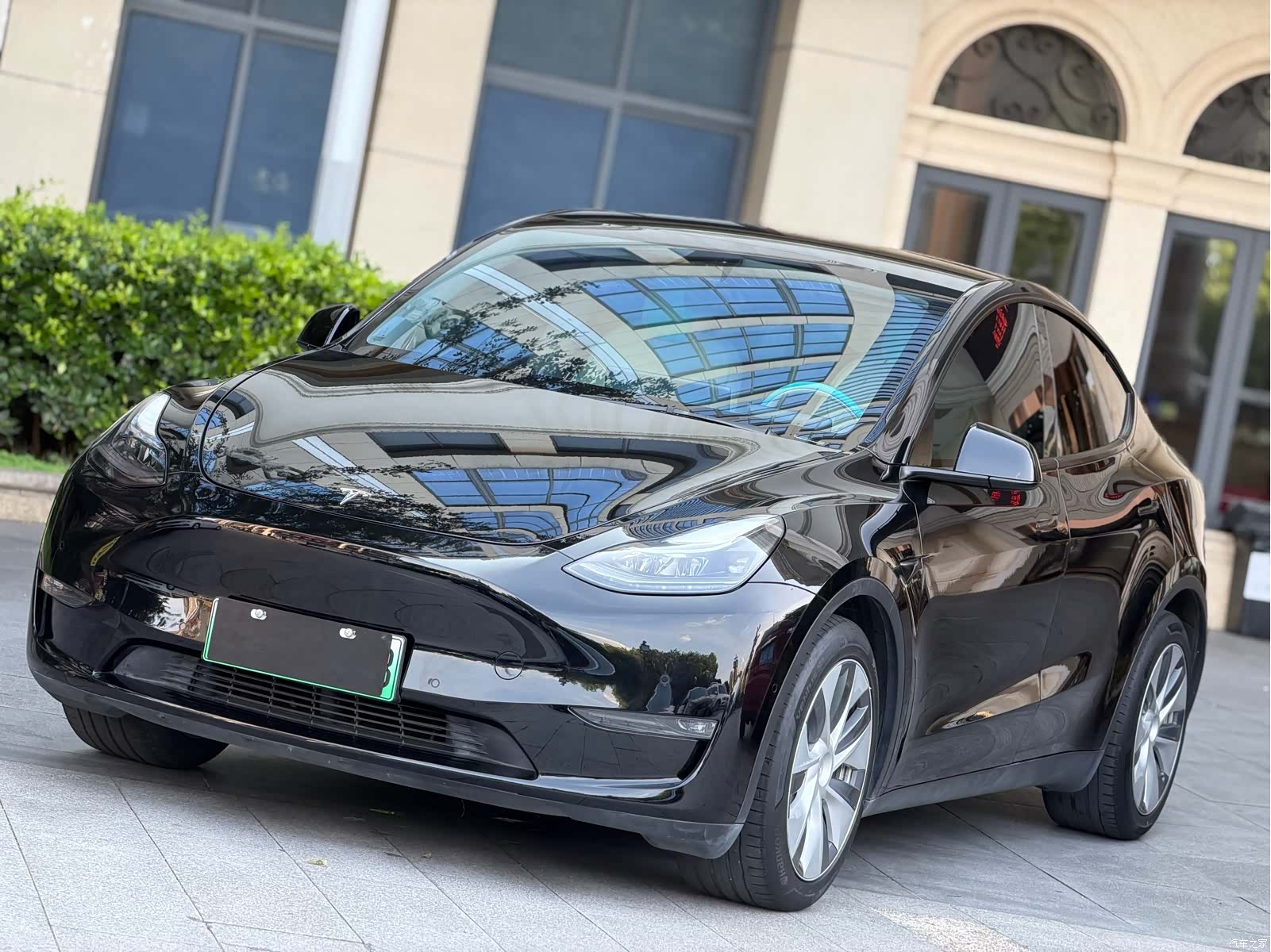 Tesla Model Y, 2022 1