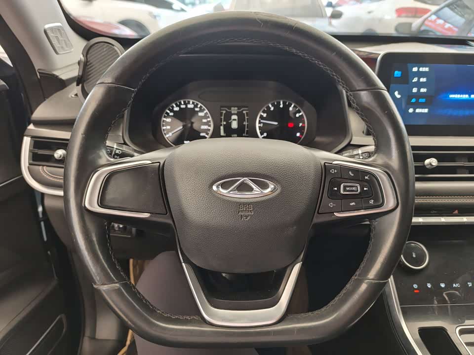 Chery Tiggo 8