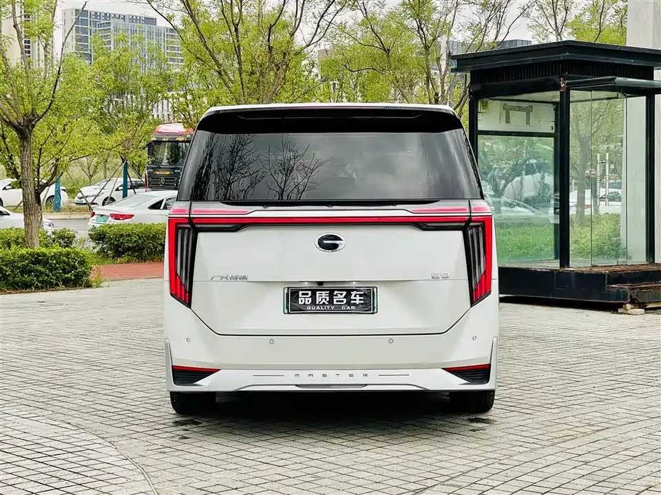 Trumpchi Trumpchi E9