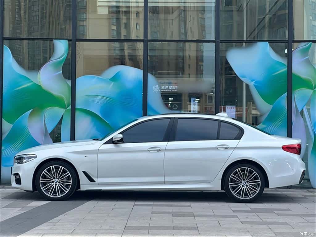 BMW 5 Series, 2018 11