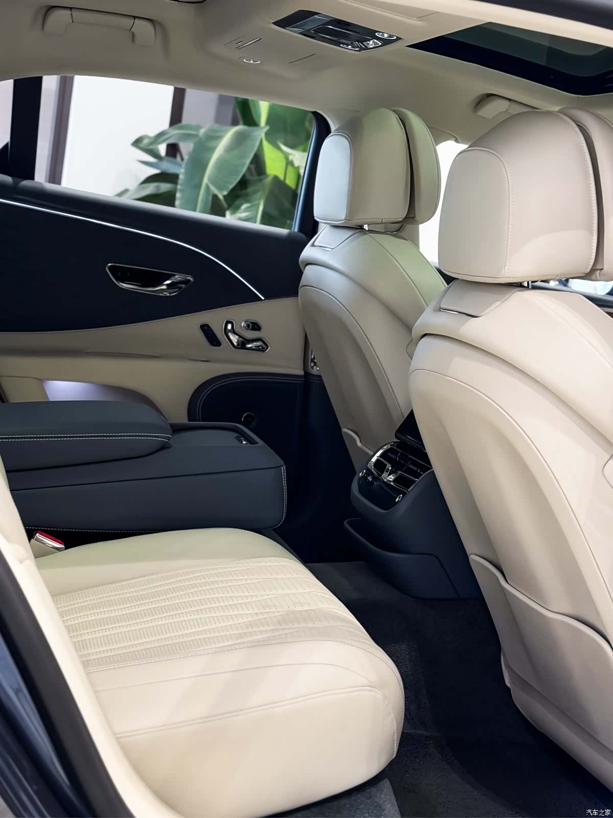 Bentley Flying Spur, 2020 18