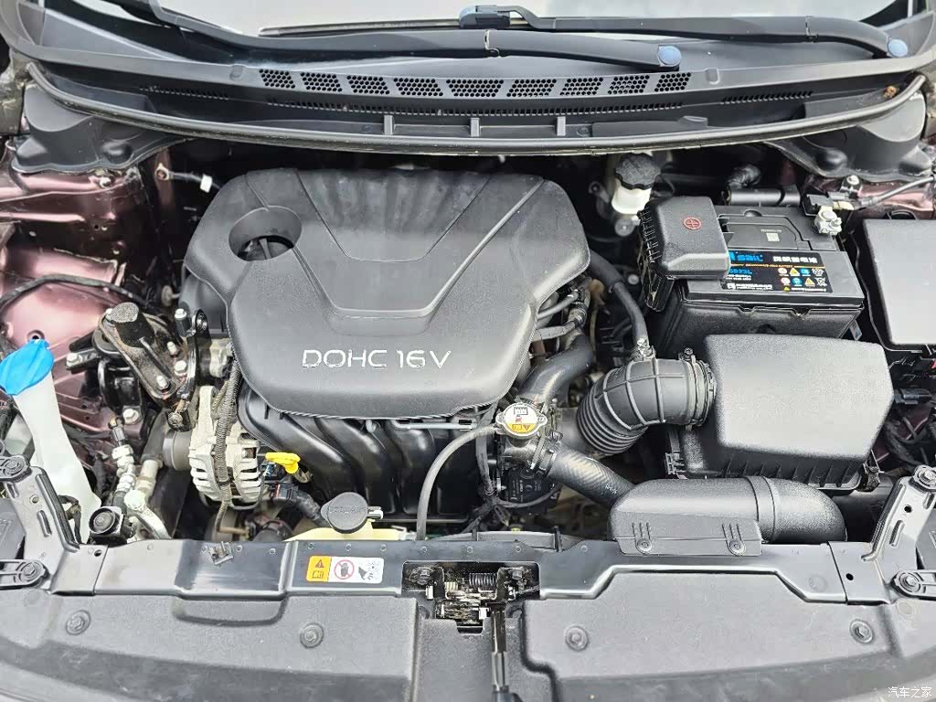Kia K3, 2013 10
