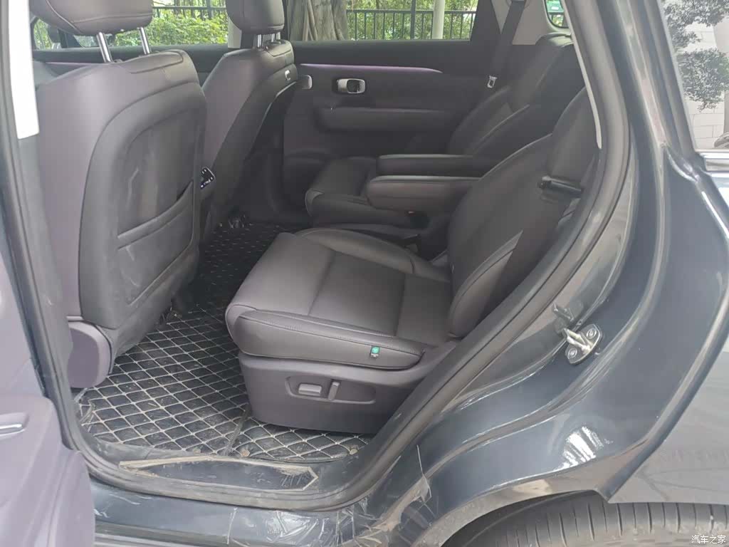 Leapmotor C16, 2024 14