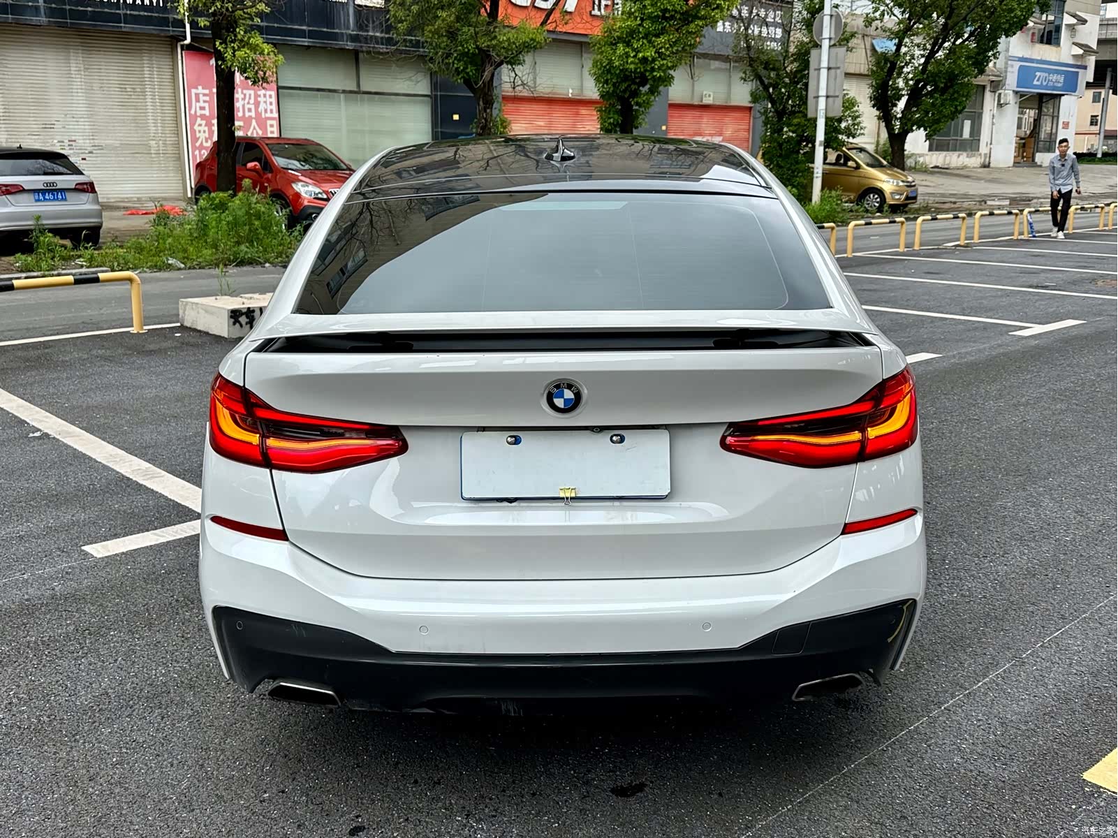 BMW 6 Series GT, 2018 12