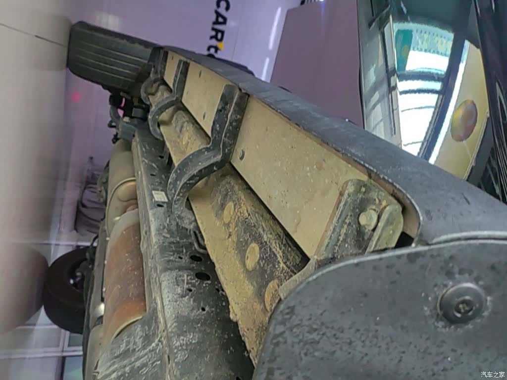 Tank 300, 2025 21