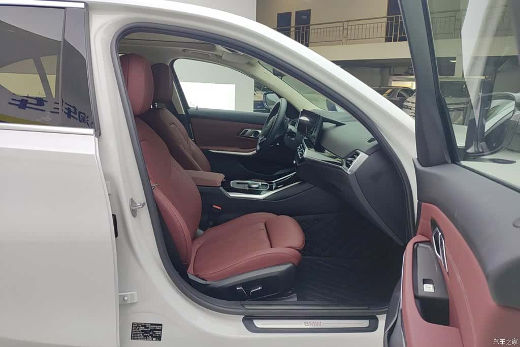 BMW i3, 2024 8