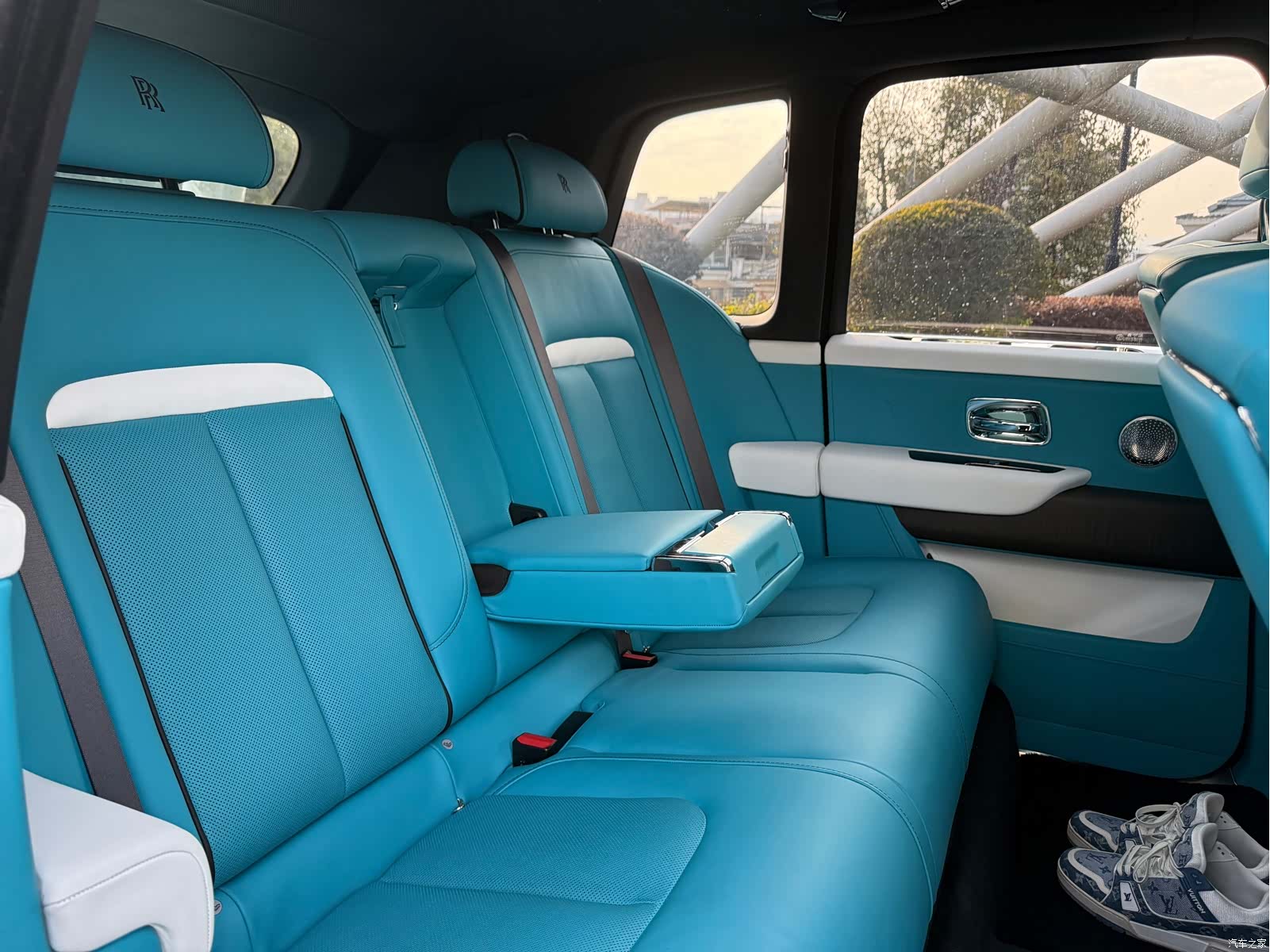 Rolls-Royce Cullinan, 2021 3