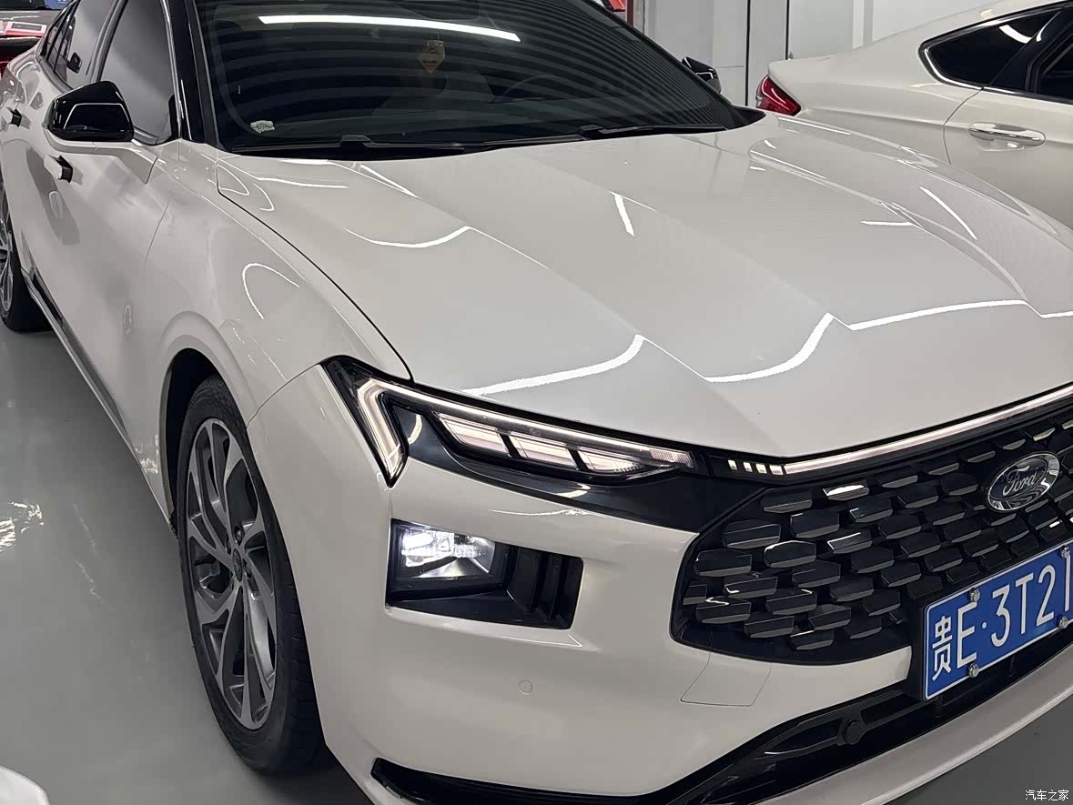 Ford Mondeo, 2022 16