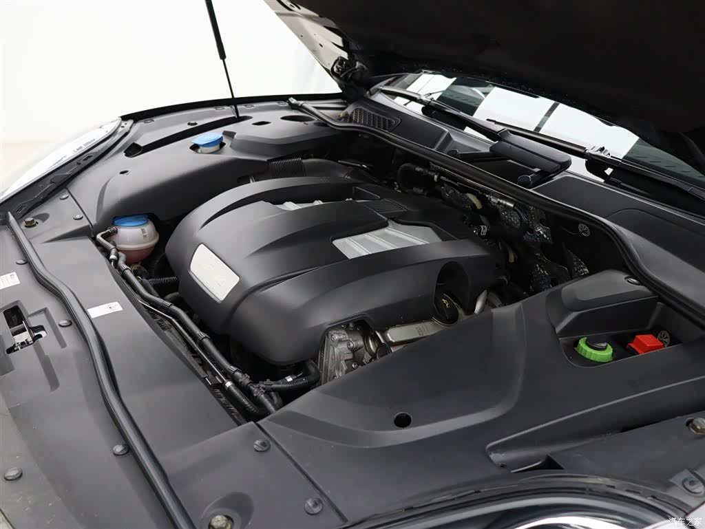 Porsche Cayenne, 2016 23