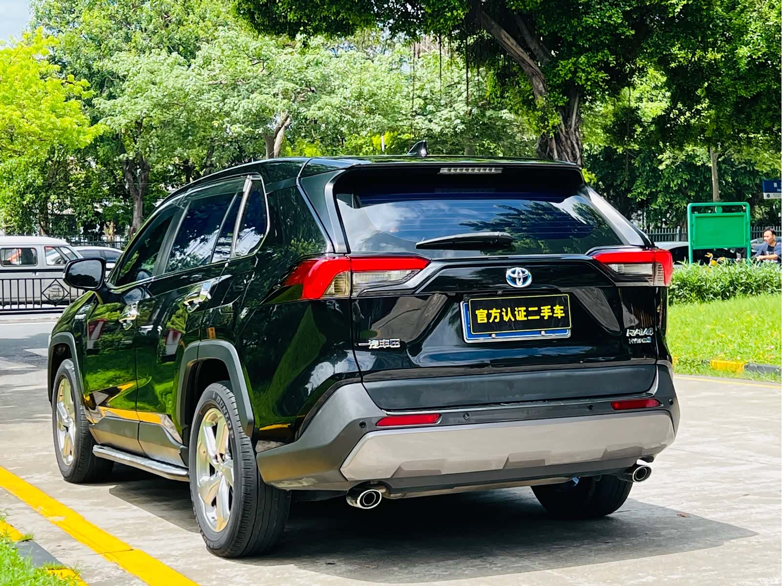Toyota RAV4, 2022 6