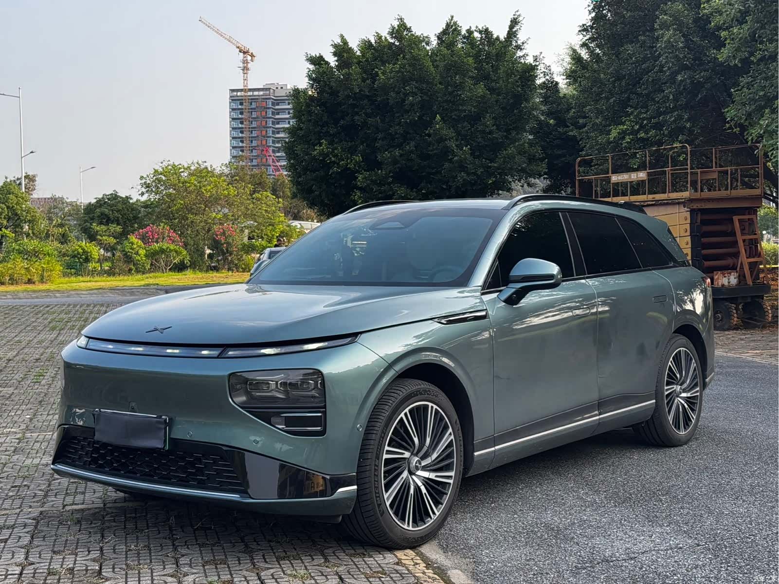 Xpeng G9, 2025 1