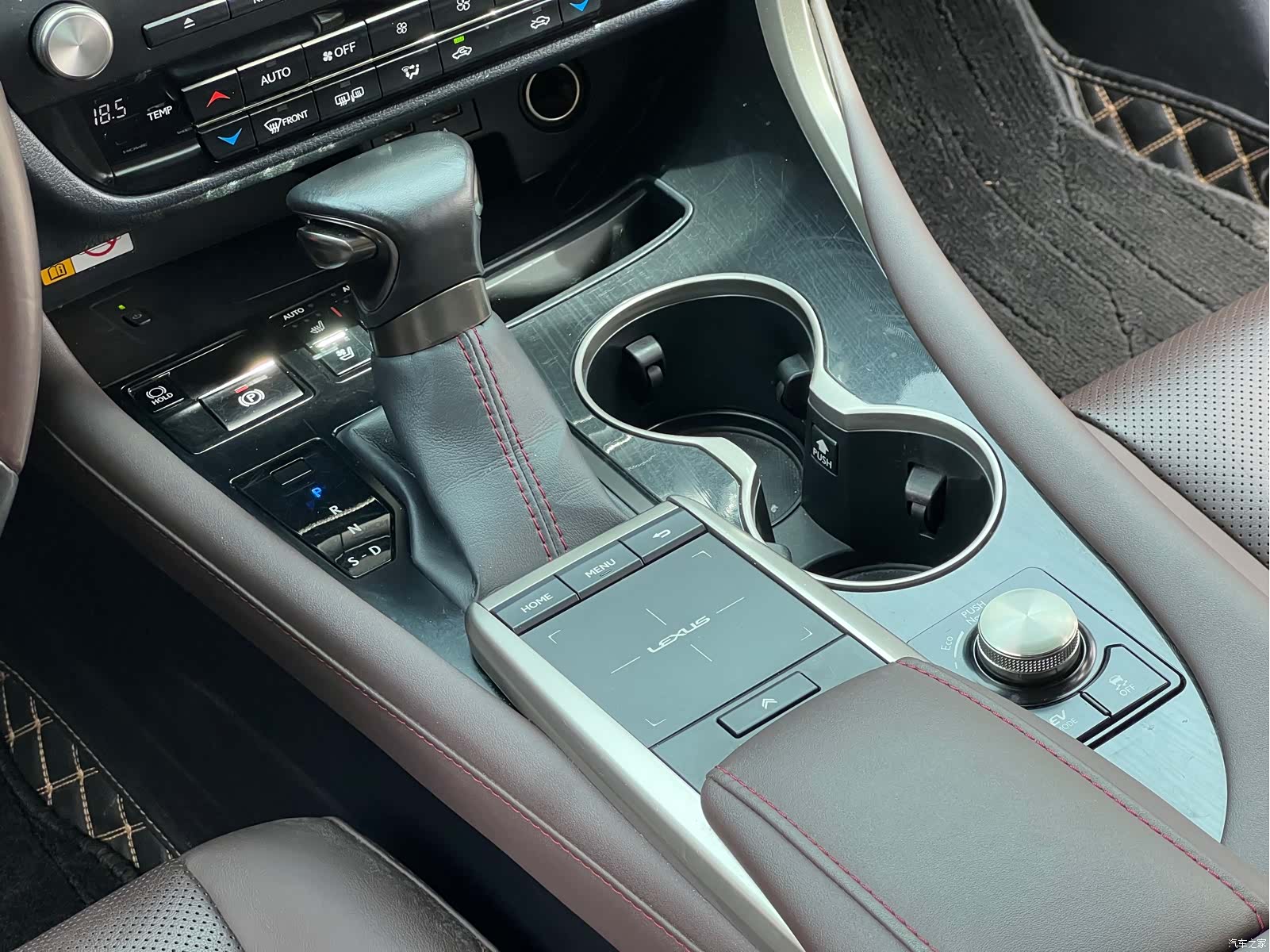 Lexus RX, 2022 13