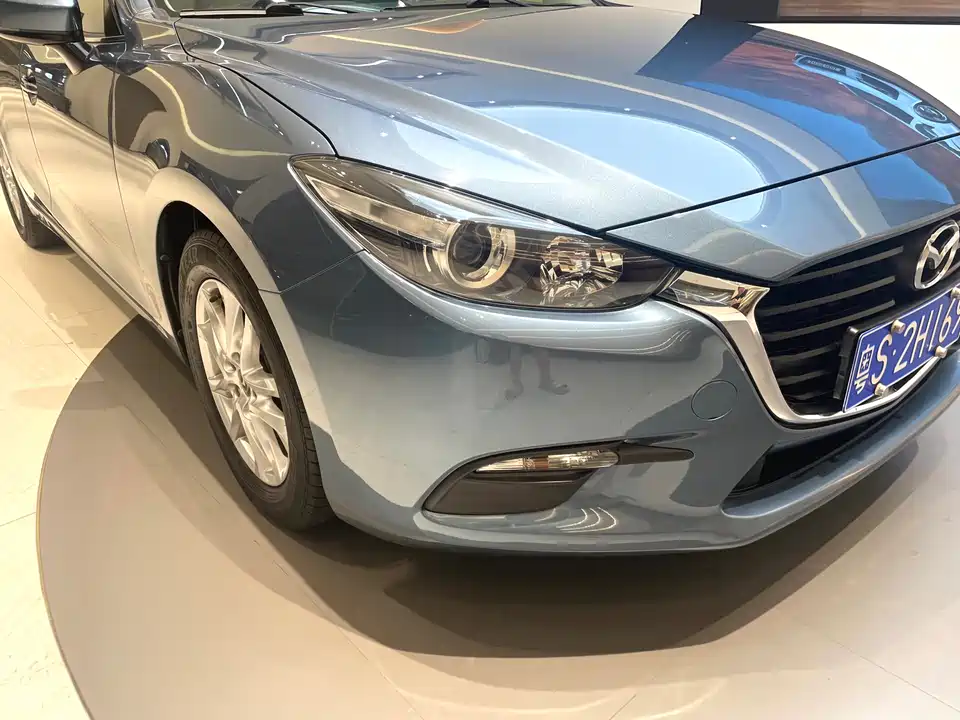 Mazda 3 Angkesaila