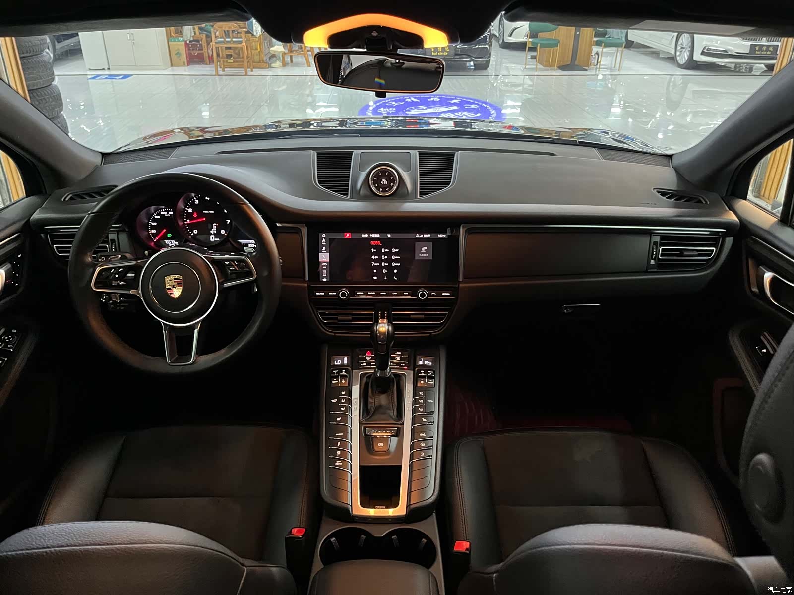 Porsche Macan, 2019 12