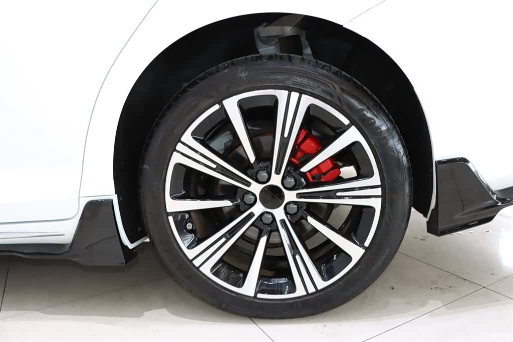 Geely Preface, 2025 16