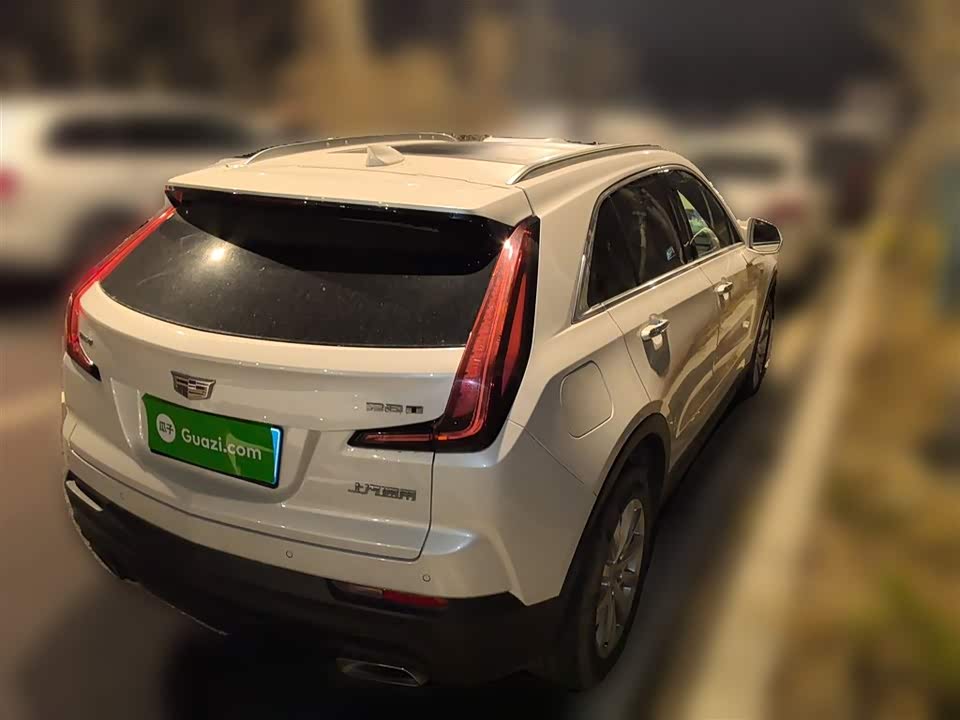 Cadillac XT4