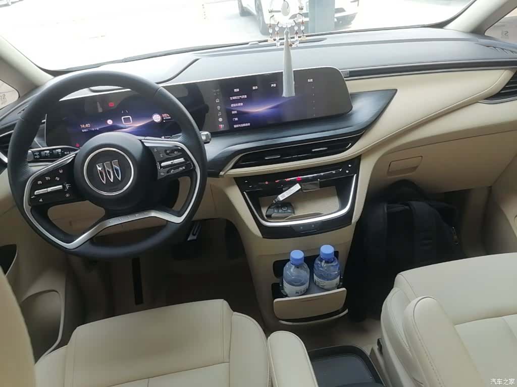 Buick GL8, 2025 6