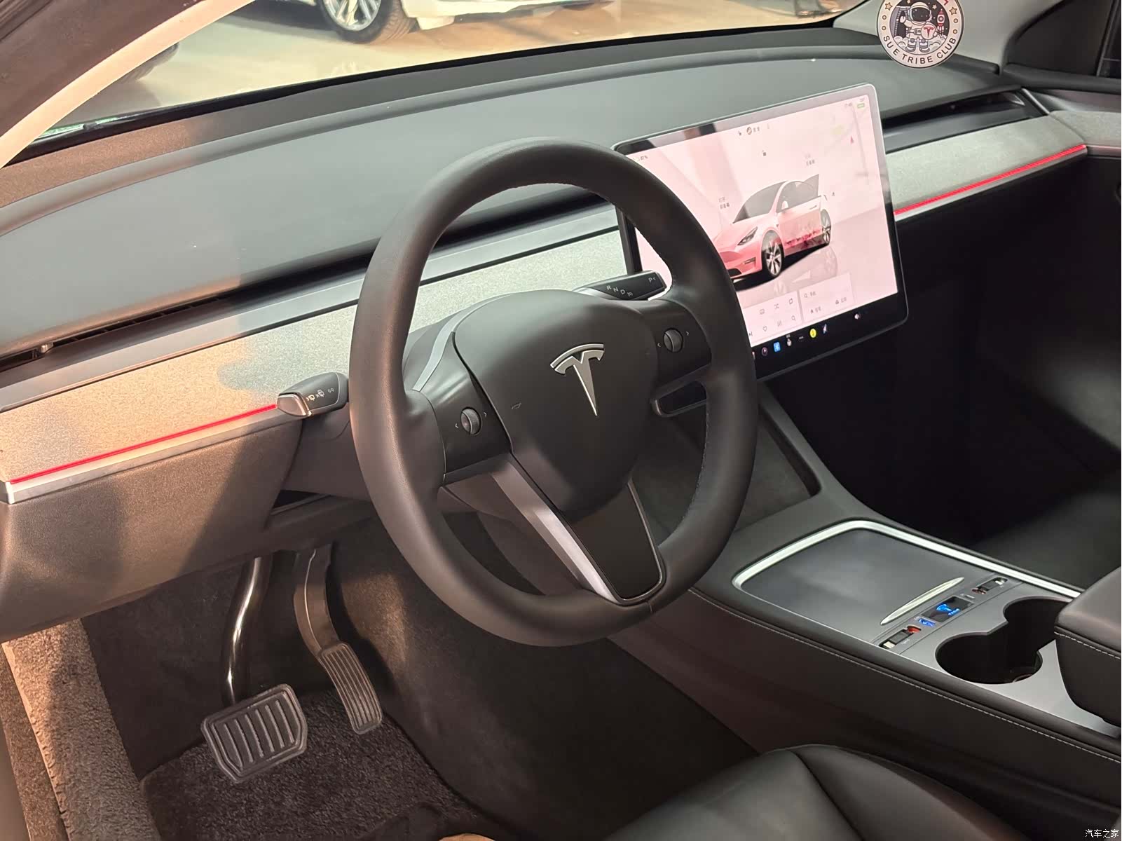 Tesla Model Y, 2024 7
