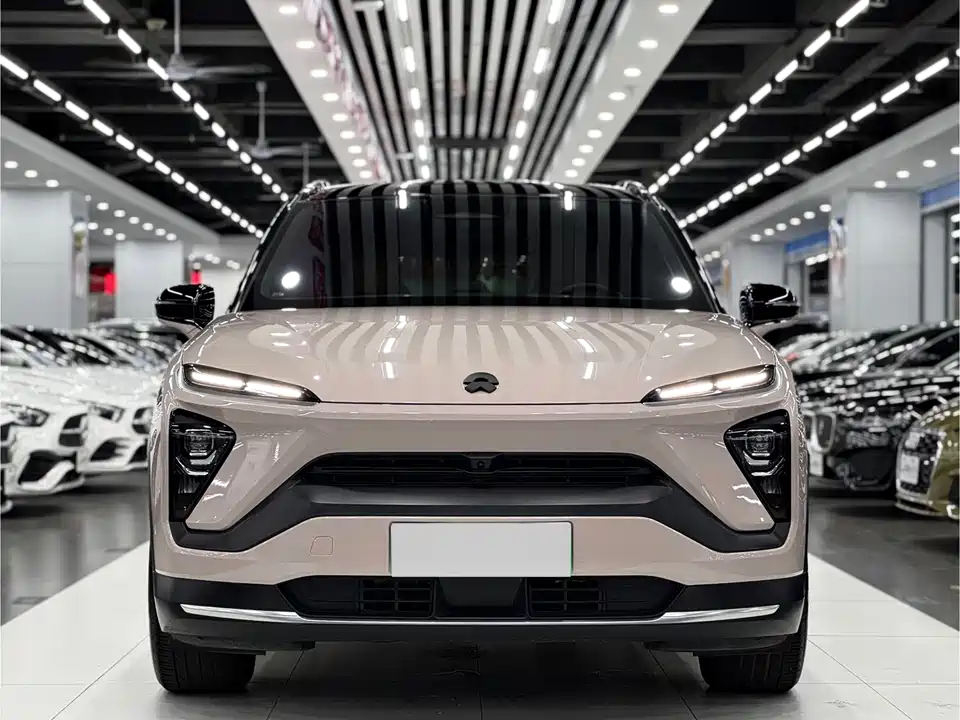 NIO ES6
