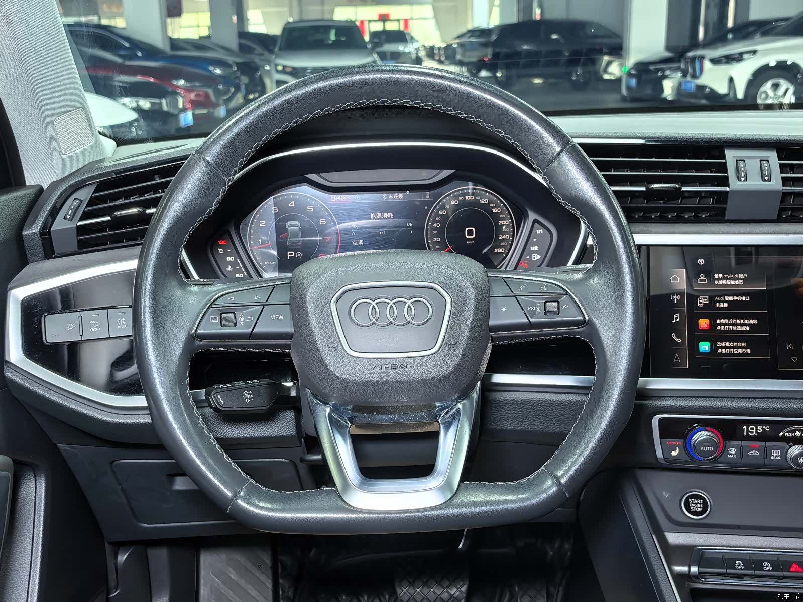 Audi Q3, 2022 12