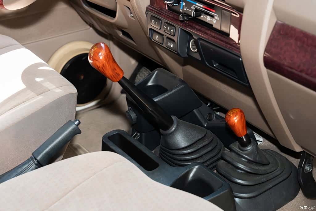 Toyota Land Cruiser, 2024 16