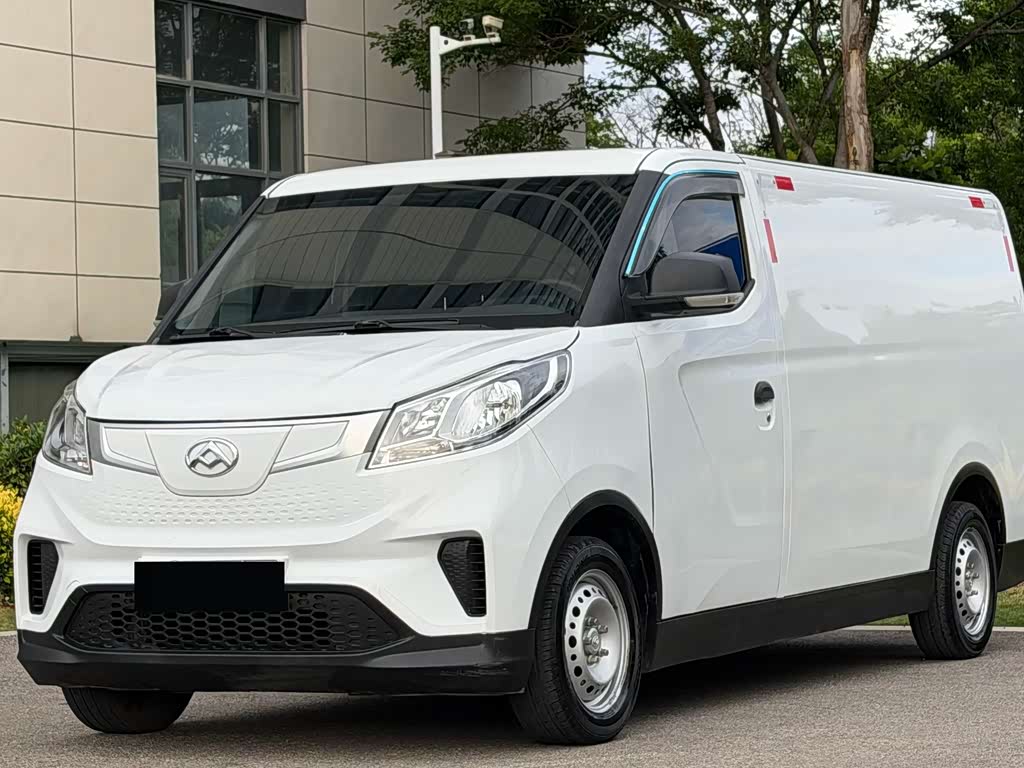 EV30