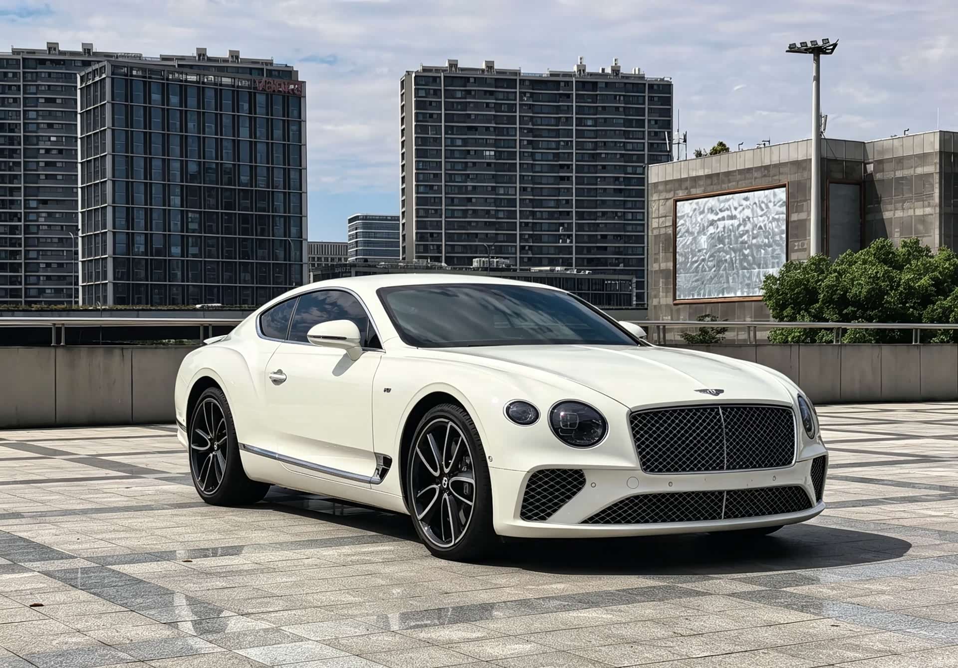 Bentley Continental GT, 2021 3