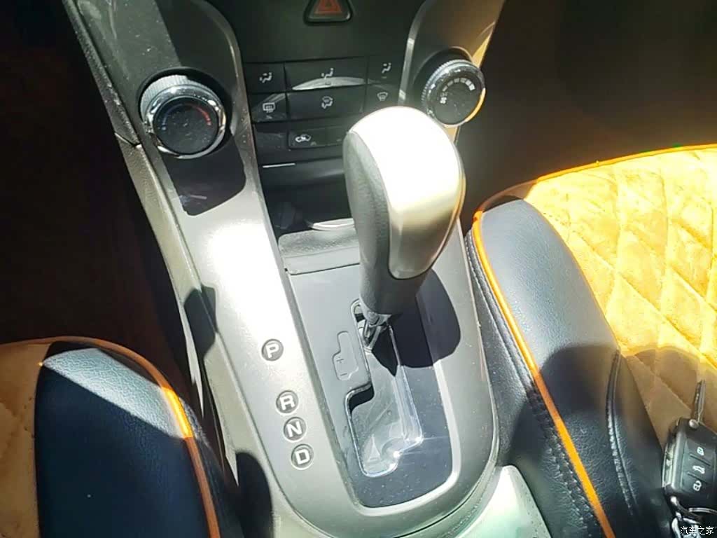Chevrolet SE, 2016 21
