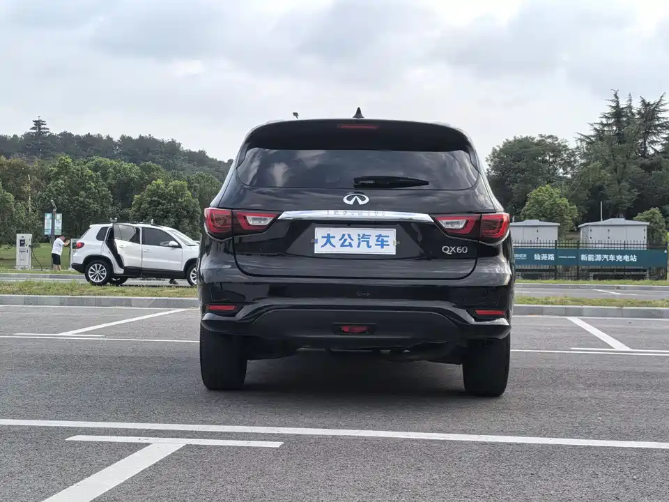 Infiniti QX60