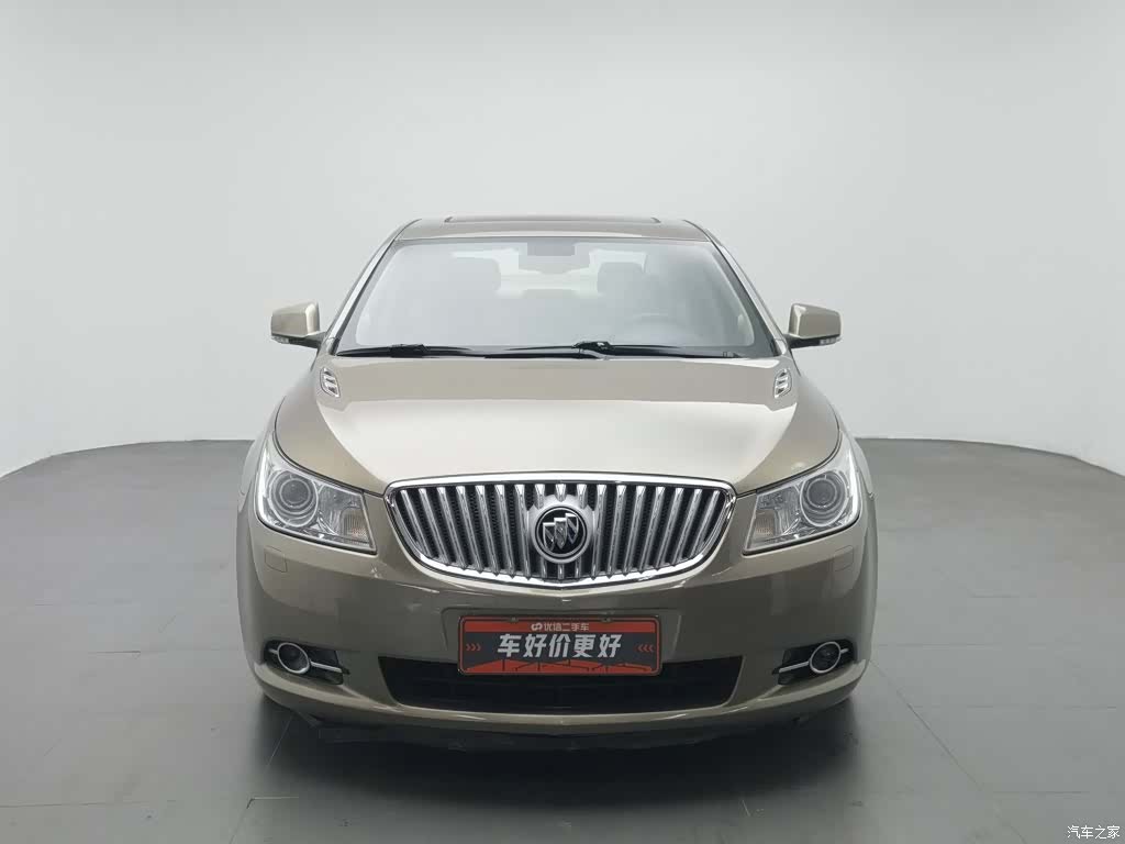 Buick LaCrosse, 2012 3