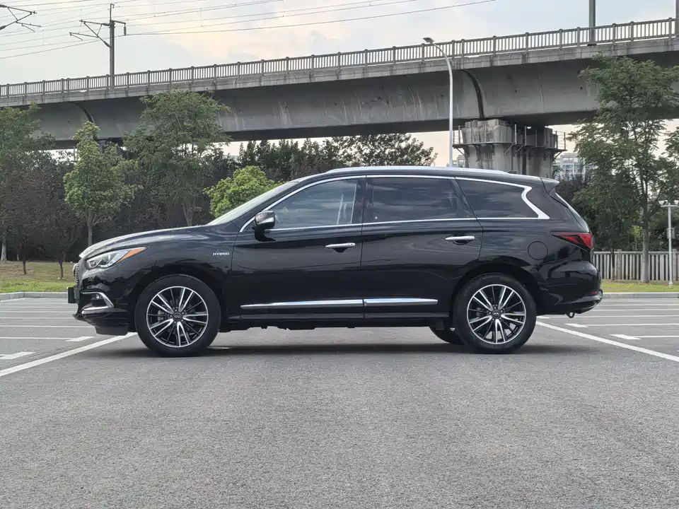 Infiniti QX60