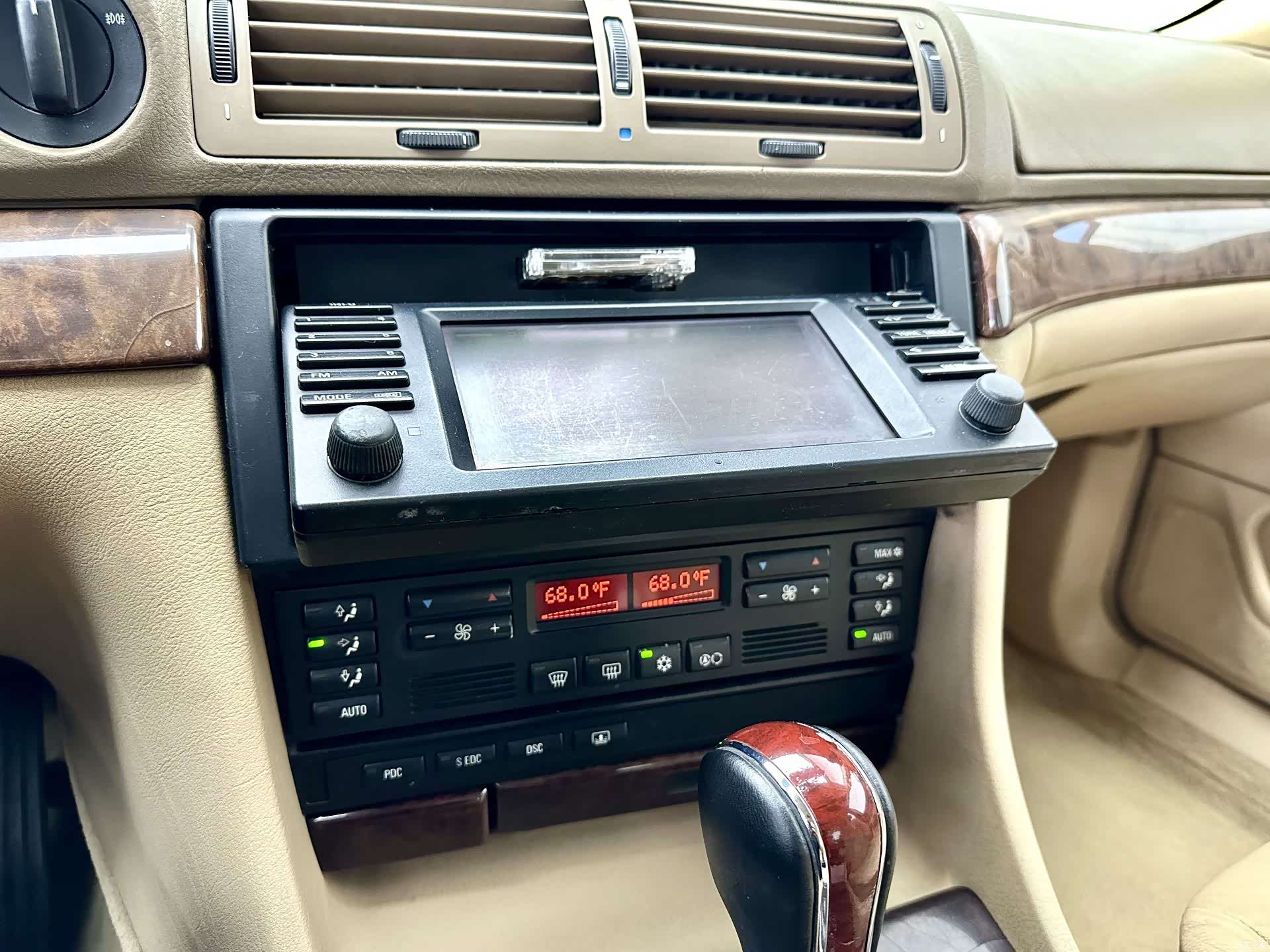 BMW 7 Series, 2001 10