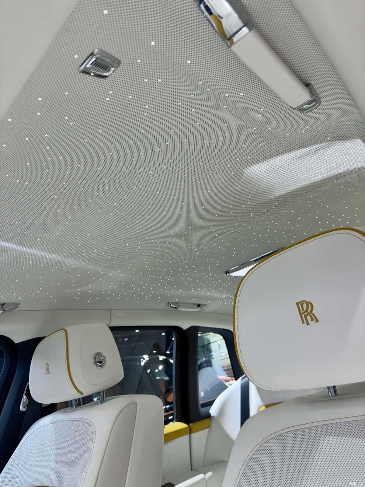 Rolls-Royce Cullinan, 2024 12