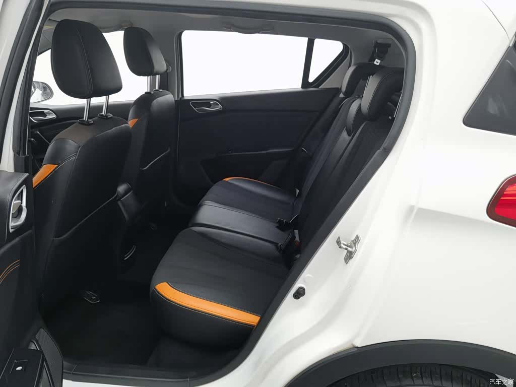 Wuling 310, 2017 15