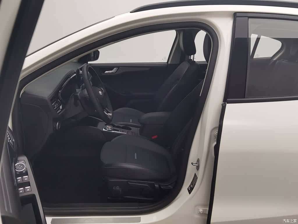 Ford Focus, 2021 10