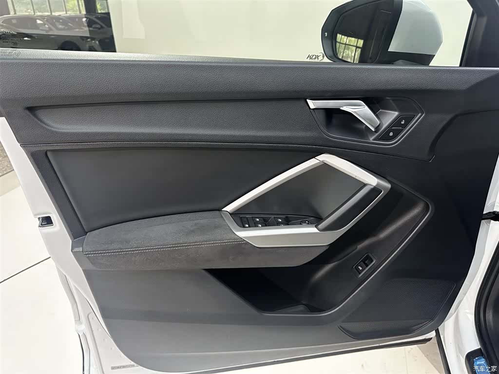 Audi Q3, 2022 21