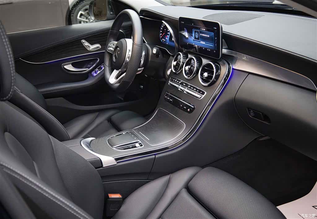 Mercedes-Benz C-Class, 2020 18