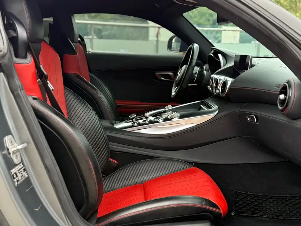 Mercedes-Benz AMG GT