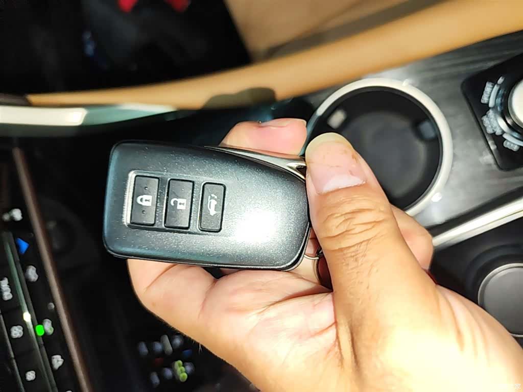 Lexus RX, 2018 9