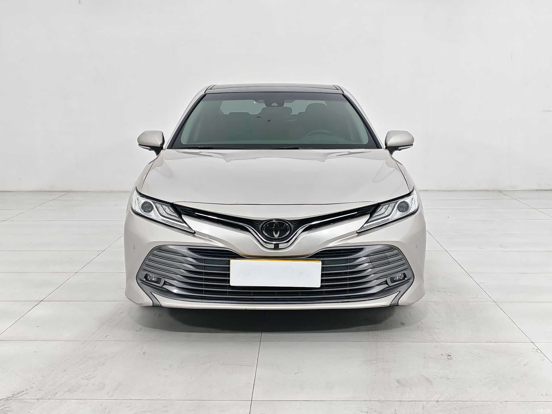 Toyota Camry, 2018 3