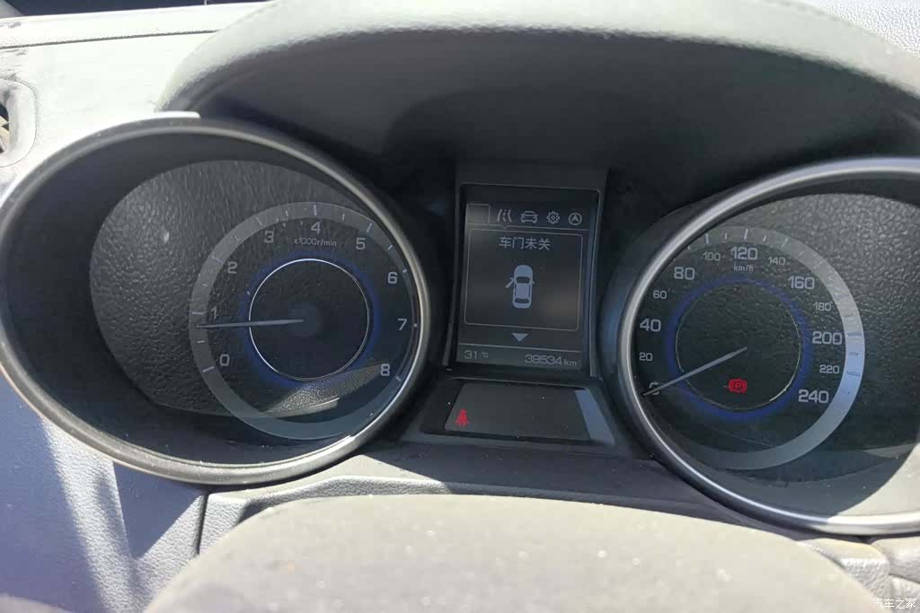 Changan CS35, 2018 14