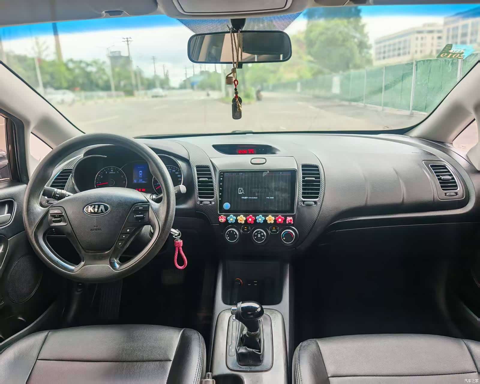 Kia K3, 2015 4