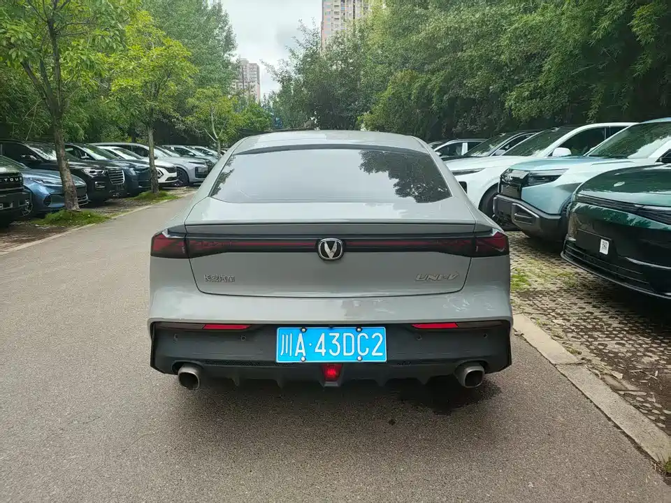Changan UNI-V